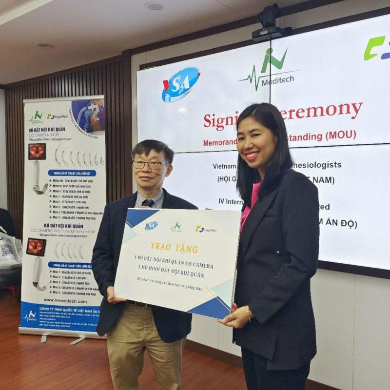 Lễ ký kết hợp tác giữa hội GMHS Việt Nam và công ty Việt Nam - Ấn Độ